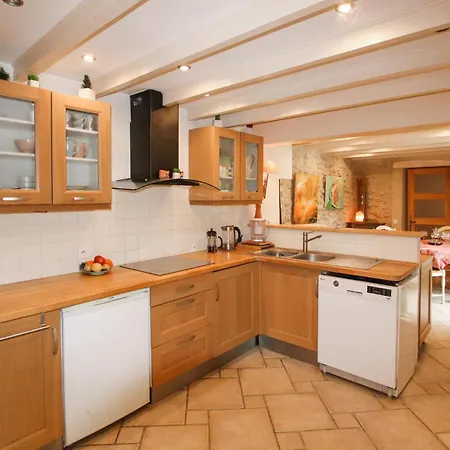 3 Bedroom Awesome In