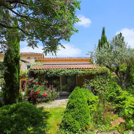3 Bedroom Awesome In *